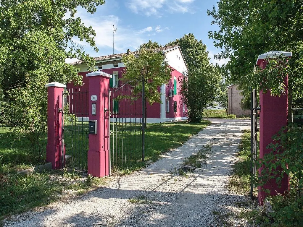 Villa Camurana Medolla 0*,