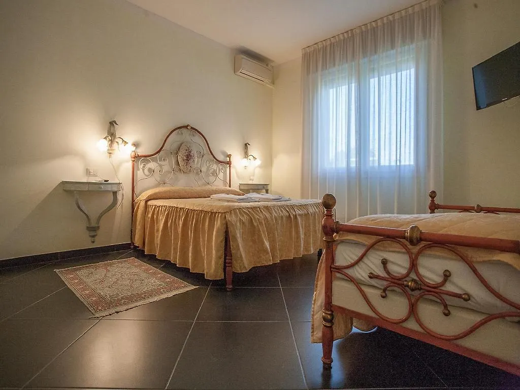 Villa Camurana Medolla Bed & Breakfast